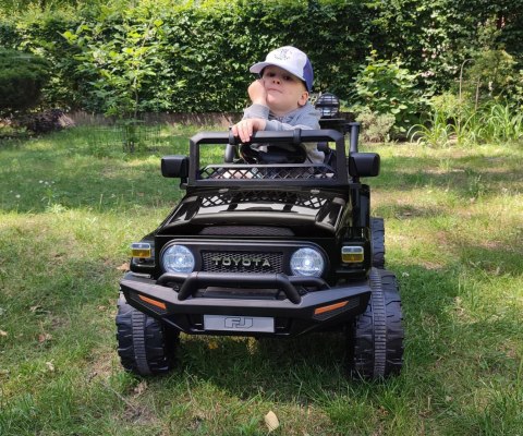 Milly Mally Pojazd na akumulator Toyota FJ Cruiser Black